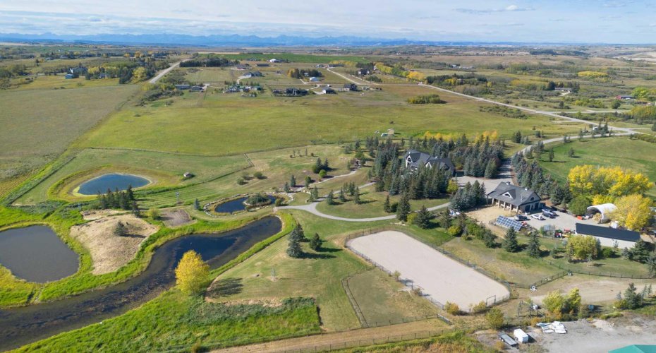 32045 Willow Way, Rural Rocky View County, Alberta T4C 2Y4, 5 Bedrooms Bedrooms, ,8 BathroomsBathrooms,Residential,For Sale,Willow,A2304339