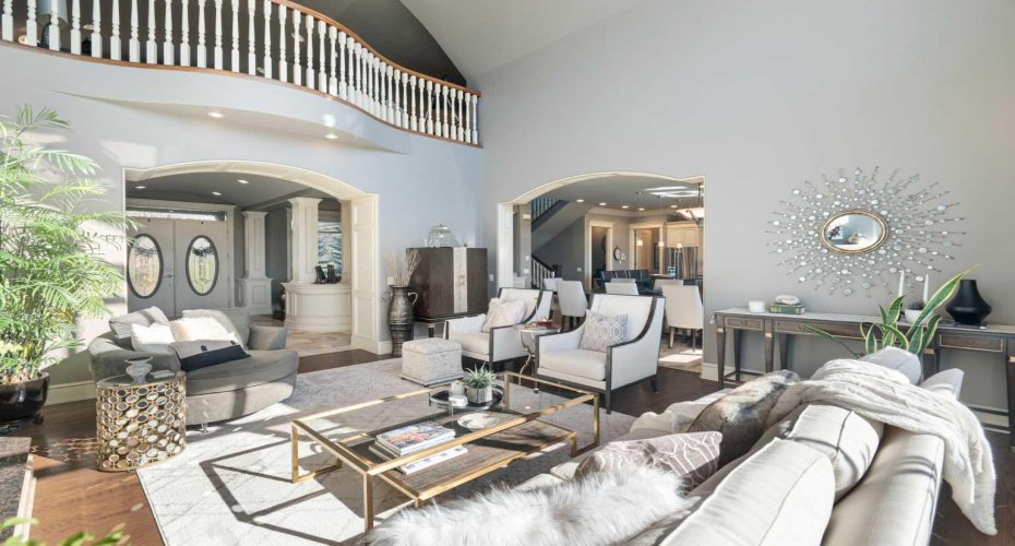 Living Room-Main