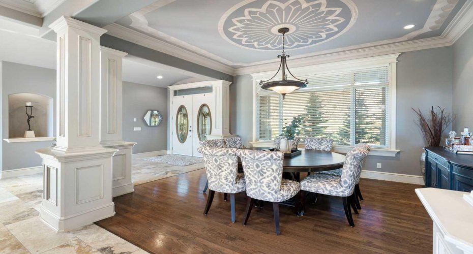 Dining Area 1