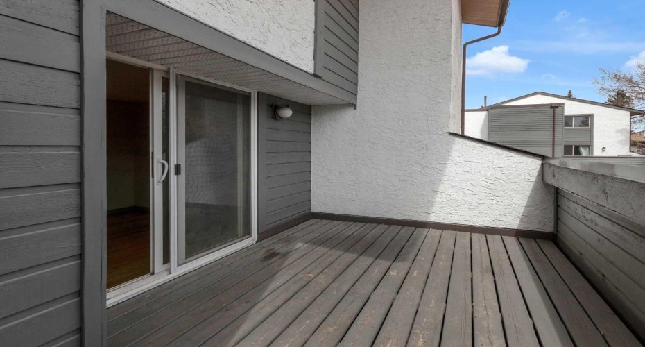 2520 Palliser Drive, Calgary, Alberta T2V 4S9, 2 Bedrooms Bedrooms, ,1 BathroomBathrooms,Residential,For Sale,Palliser,A2305603