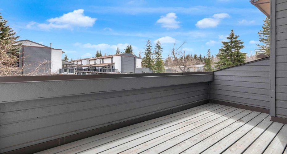 2520 Palliser Drive, Calgary, Alberta T2V 4S9, 2 Bedrooms Bedrooms, ,1 BathroomBathrooms,Residential,For Sale,Palliser,A2305603