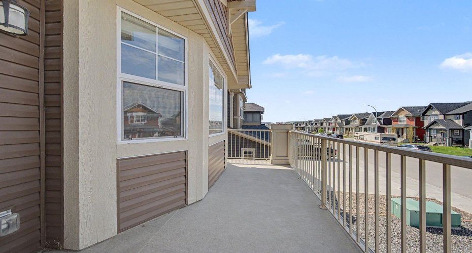 53 Fireside Crescent, Cochrane, Alberta T4C 2L4, 4 Bedrooms Bedrooms, ,4 BathroomsBathrooms,Residential,For Sale,Fireside,A2325148