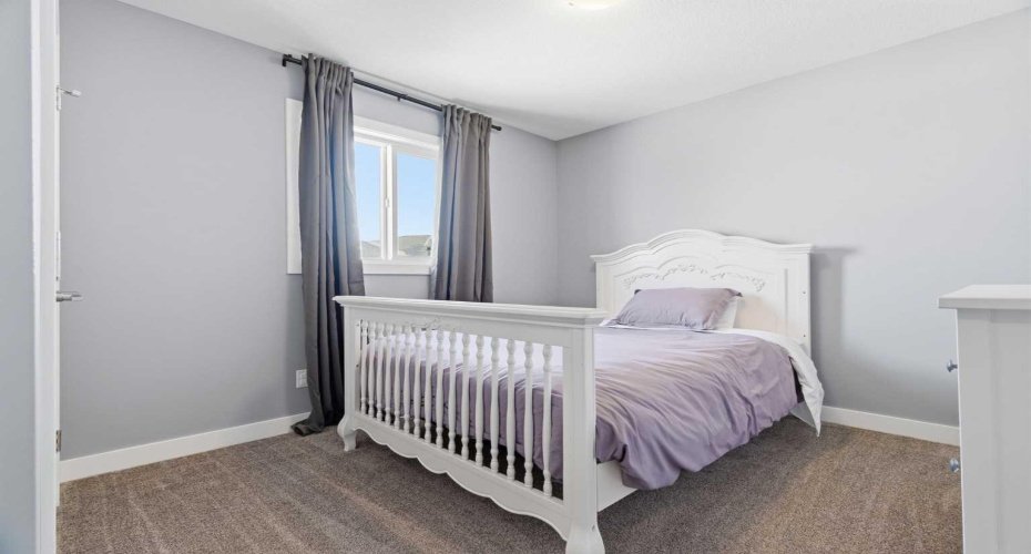 12 Ranchers Bay, Okotoks, Alberta T1S 0P2, 3 Bedrooms Bedrooms, ,3 BathroomsBathrooms,Residential,For Sale,Ranchers,A2325217