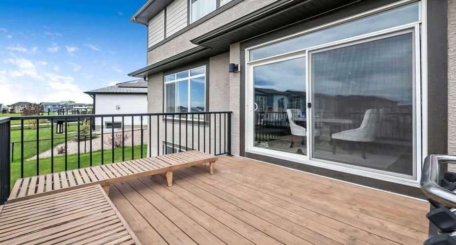 12 Ranchers Bay, Okotoks, Alberta T1S 0P2, 3 Bedrooms Bedrooms, ,3 BathroomsBathrooms,Residential,For Sale,Ranchers,A2325217