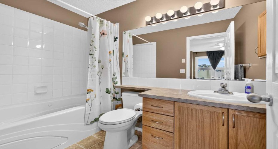 Primary ensuite