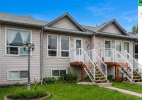 622 3 Street, Strathmore, Alberta T1P 1S3, 3 Bedrooms Bedrooms, ,2 BathroomsBathrooms,Residential,For Sale,3,A2324155 622 3 Street, Strathmore, Alberta T1P 1S3, 3 Bedrooms Bedrooms, ,2 BathroomsBathrooms,Residential,For Sale,3,A2324155