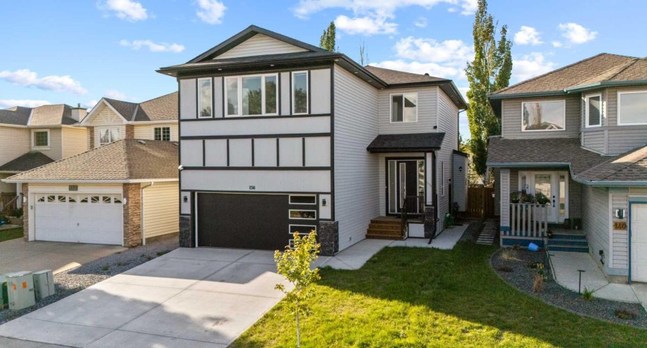 136 Douglas Ridge Green, Calgary, Alberta T2Z 2T3, 4 Bedrooms Bedrooms, ,4 BathroomsBathrooms,Residential,For Sale,Douglas Ridge,A2325305