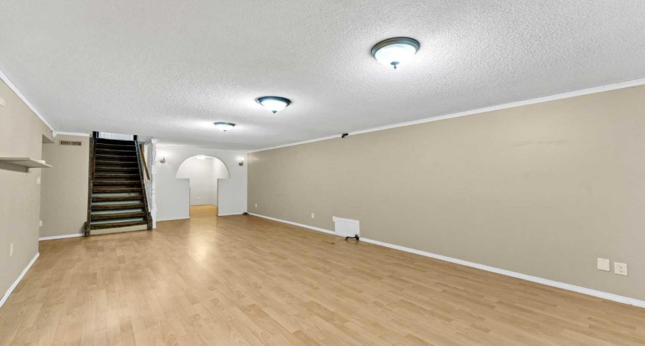 78 Clark Crescent, Medicine Hat, Alberta T1B 1S1, 4 Bedrooms Bedrooms, ,2 BathroomsBathrooms,Residential,For Sale,Clark,A2325308