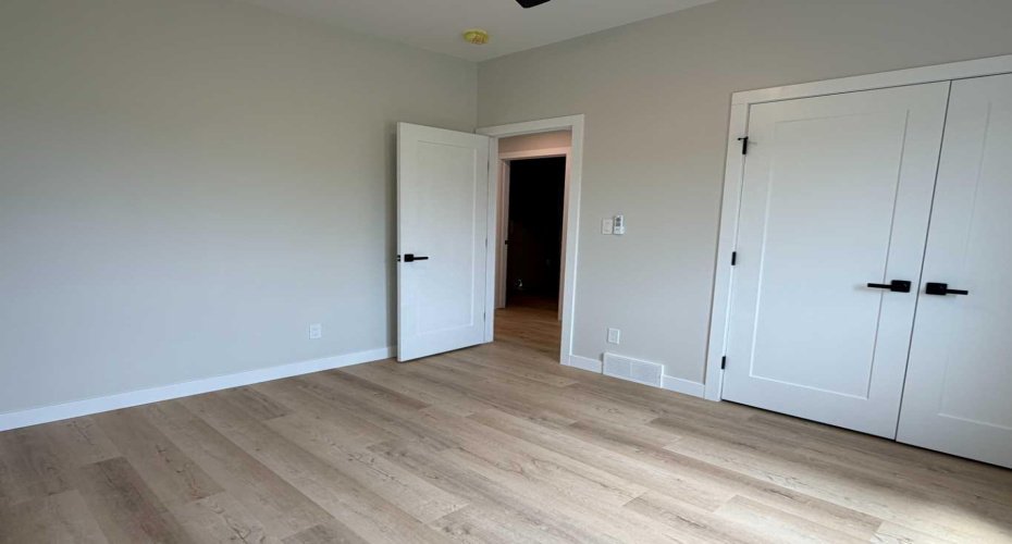 10 Meadows Way, Taber, Alberta T1G 2A2, 3 Bedrooms Bedrooms, ,1 BathroomBathrooms,Residential,For Sale,Meadows Way,A2325317