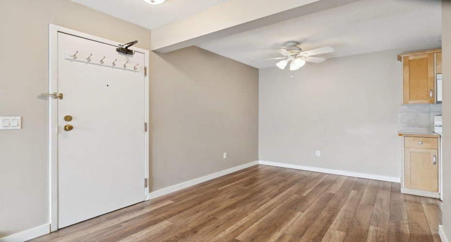 13045 6 Street, Calgary, Alberta T2W 5H1, 2 Bedrooms Bedrooms, ,1 BathroomBathrooms,Residential,For Sale,6,A2325330