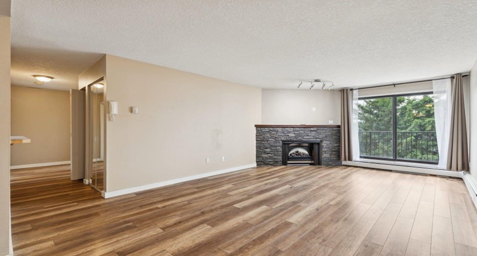 13045 6 Street, Calgary, Alberta T2W 5H1, 2 Bedrooms Bedrooms, ,1 BathroomBathrooms,Residential,For Sale,6,A2325330
