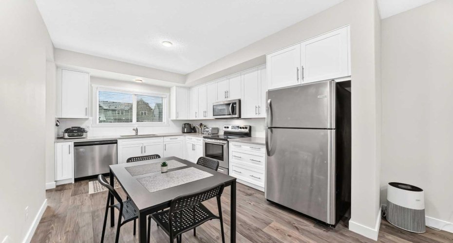 112 Carrington Boulevard, Calgary, Alberta T3P 1K8, 2 Bedrooms Bedrooms, ,3 BathroomsBathrooms,Residential,For Sale,Carrington,A2325340