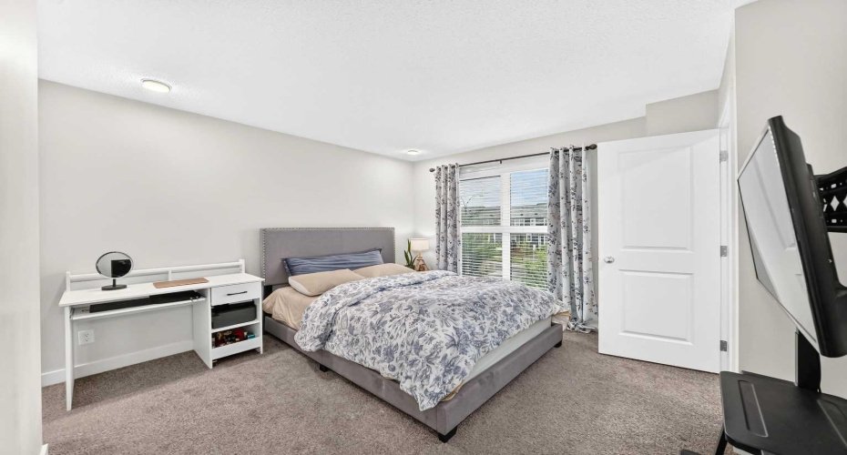 112 Carrington Boulevard, Calgary, Alberta T3P 1K8, 2 Bedrooms Bedrooms, ,3 BathroomsBathrooms,Residential,For Sale,Carrington,A2325340