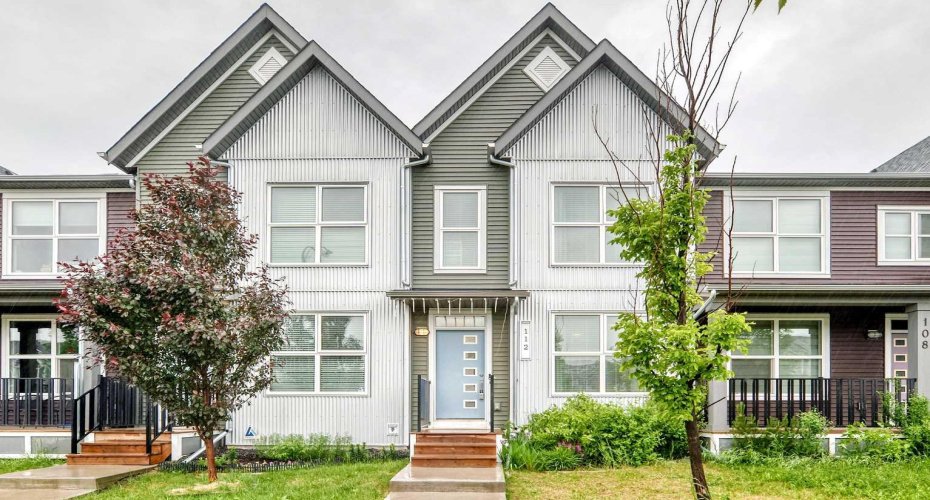 112 Carrington Boulevard, Calgary, Alberta T3P 1K8, 2 Bedrooms Bedrooms, ,3 BathroomsBathrooms,Residential,For Sale,Carrington,A2325340