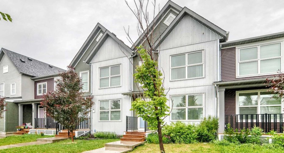 112 Carrington Boulevard, Calgary, Alberta T3P 1K8, 2 Bedrooms Bedrooms, ,3 BathroomsBathrooms,Residential,For Sale,Carrington,A2325340