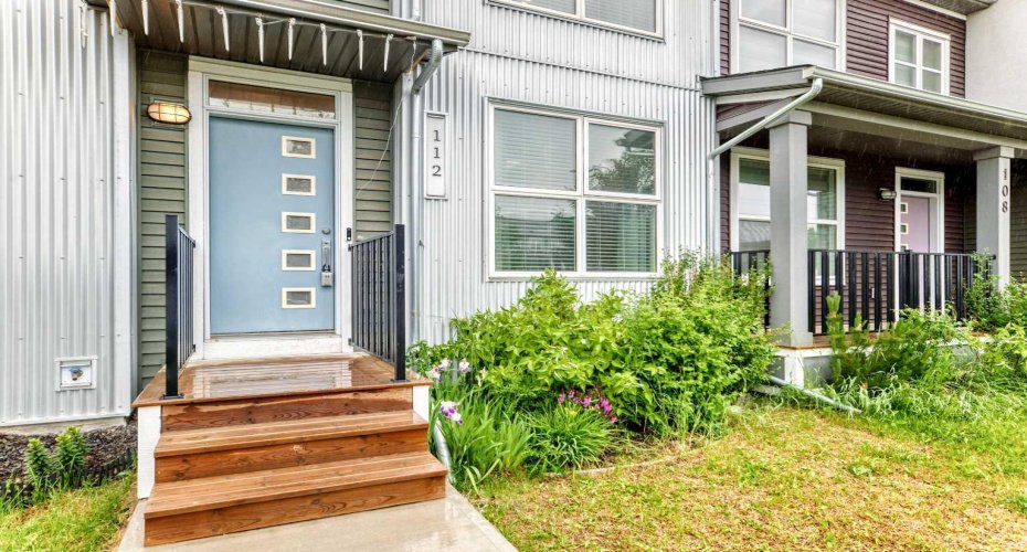 112 Carrington Boulevard, Calgary, Alberta T3P 1K8, 2 Bedrooms Bedrooms, ,3 BathroomsBathrooms,Residential,For Sale,Carrington,A2325340