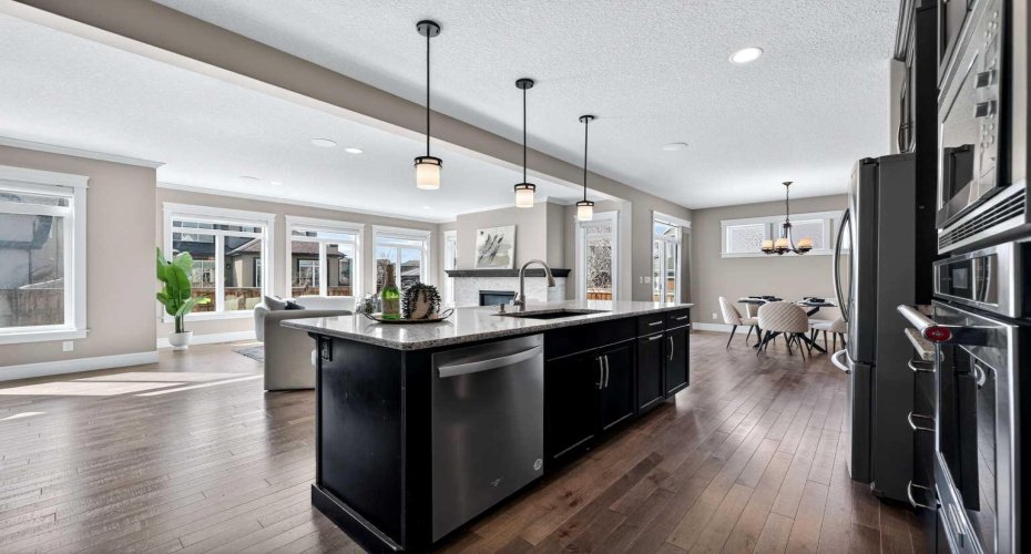 248 Marquis Landing, Calgary, Alberta T3M2H3, 5 Bedrooms Bedrooms, ,4 BathroomsBathrooms,Residential,For Sale,Marquis,A2325344