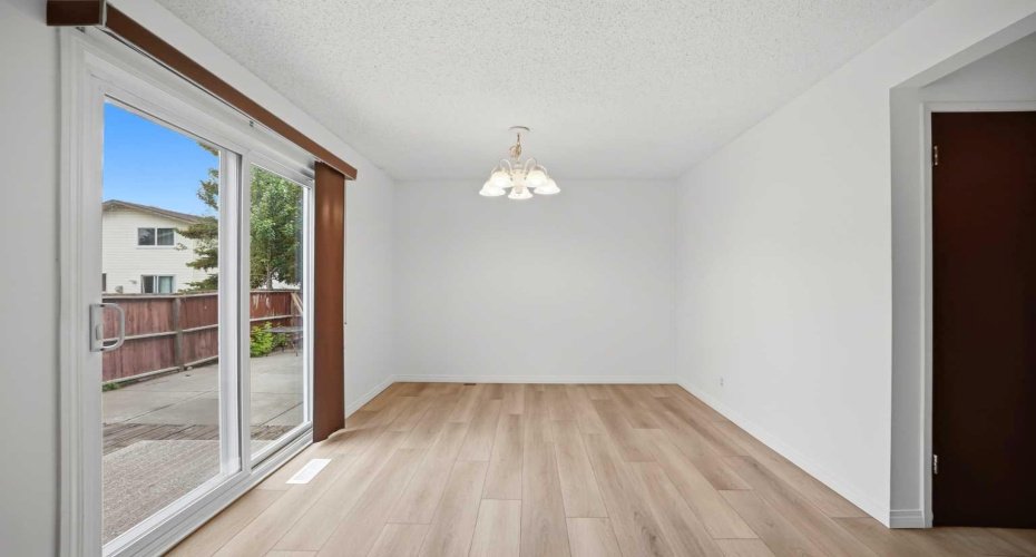 5608 Rundlehorn Drive, Calgary, Alberta T1Y3J2, 3 Bedrooms Bedrooms, ,3 BathroomsBathrooms,Residential,For Sale,Rundlehorn,A2325345