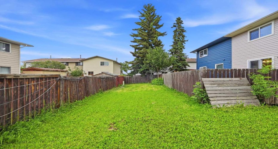 5608 Rundlehorn Drive, Calgary, Alberta T1Y3J2, 3 Bedrooms Bedrooms, ,3 BathroomsBathrooms,Residential,For Sale,Rundlehorn,A2325345