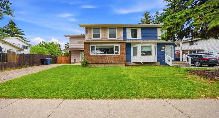 5608 Rundlehorn Drive, Calgary, Alberta T1Y3J2, 3 Bedrooms Bedrooms, ,3 BathroomsBathrooms,Residential,For Sale,Rundlehorn,A2325345
