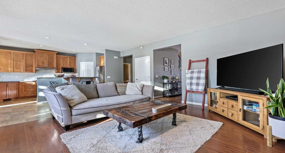 716 Boulder Creek Drive, Langdon, Alberta T0J 1X3, 4 Bedrooms Bedrooms, ,4 BathroomsBathrooms,Residential,For Sale,Boulder Creek,A2325347
