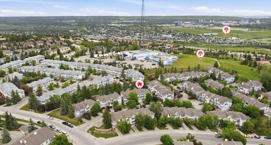 104 Patina Point, Calgary, Alberta T3H 3J7, 3 Bedrooms Bedrooms, ,2 BathroomsBathrooms,Residential,For Sale,Patina,A2325359