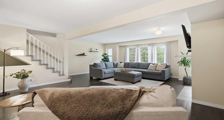 104 Patina Point, Calgary, Alberta T3H 3J7, 3 Bedrooms Bedrooms, ,2 BathroomsBathrooms,Residential,For Sale,Patina,A2325359