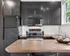 1333 13 Avenue, Calgary, Alberta T3C 0T4, 1 Bedroom Bedrooms, ,1 BathroomBathrooms,Residential,For Sale,13,A2325381