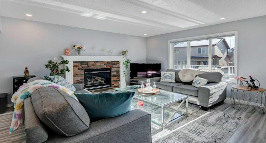 169 Evanscreek Court, Calgary, Alberta T3P1H4, 5 Bedrooms Bedrooms, ,4 BathroomsBathrooms,Residential,For Sale,Evanscreek,A2325390