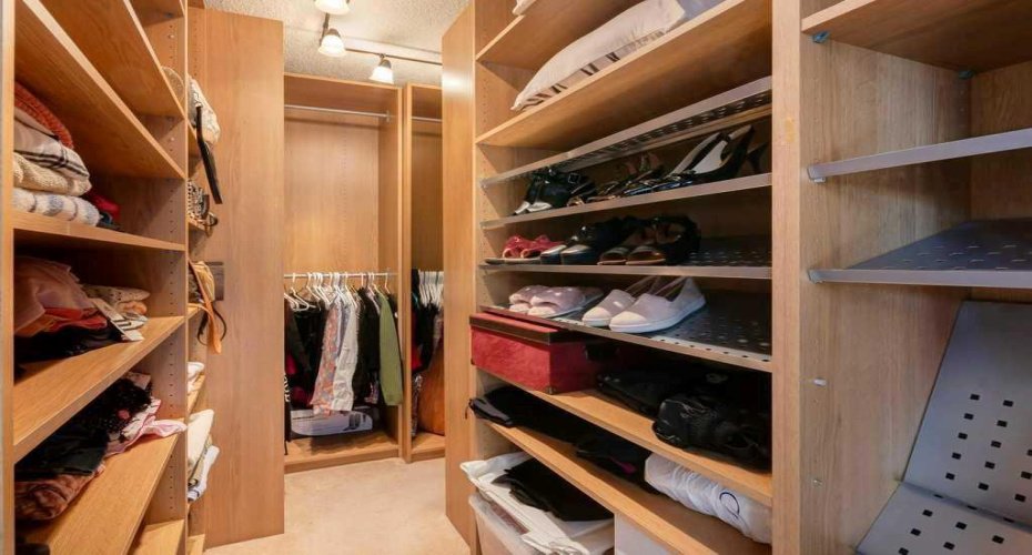 169 Evanscreek Court, Calgary, Alberta T3P1H4, 5 Bedrooms Bedrooms, ,4 BathroomsBathrooms,Residential,For Sale,Evanscreek,A2325390