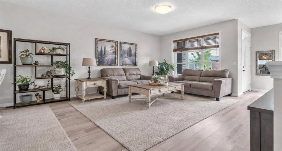 70 Haskayne Drive, Calgary, Alberta T3L 0H1, 3 Bedrooms Bedrooms, ,3 BathroomsBathrooms,Residential,For Sale,Haskayne,A2325395