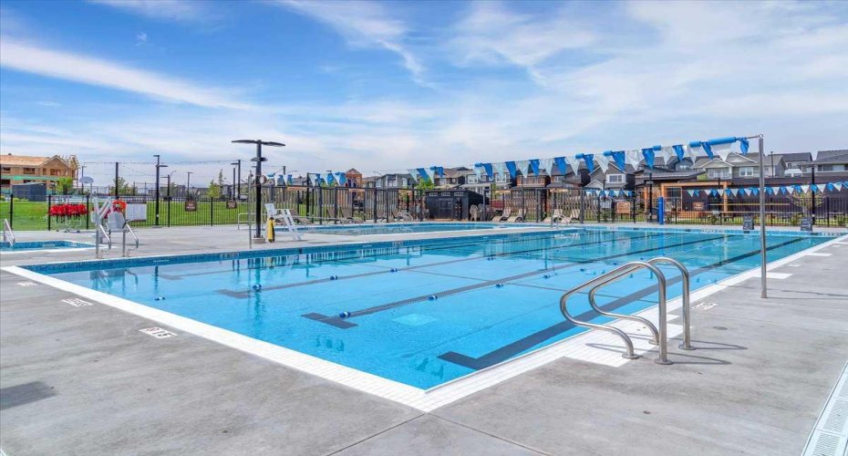 Community pool