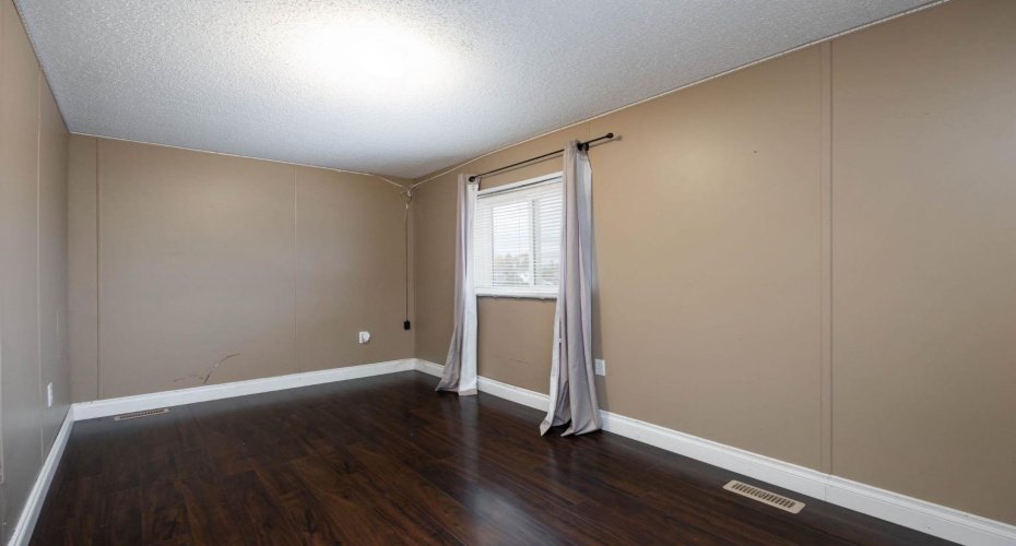 189 Couture Lane, Fort McMurray, Alberta T9K 1Y2, 3 Bedrooms Bedrooms, ,2 BathroomsBathrooms,Residential,For Sale,Couture,A2325396