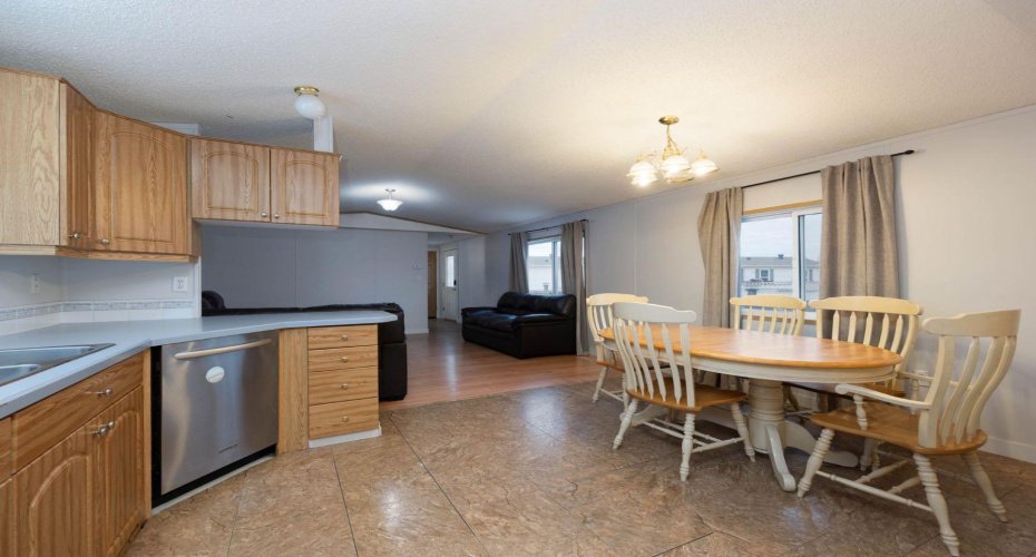 189 Couture Lane, Fort McMurray, Alberta T9K 1Y2, 3 Bedrooms Bedrooms, ,2 BathroomsBathrooms,Residential,For Sale,Couture,A2325396
