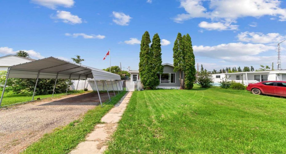 5306 49 Street, Daysland, Alberta T0B 1A0, 3 Bedrooms Bedrooms, ,1 BathroomBathrooms,Residential,For Sale,49,A2325399