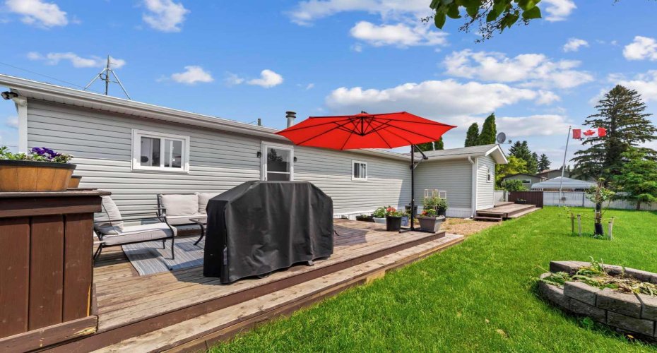 5306 49 Street, Daysland, Alberta T0B 1A0, 3 Bedrooms Bedrooms, ,1 BathroomBathrooms,Residential,For Sale,49,A2325399