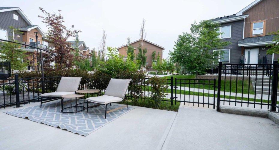 156 Livingston Common, Calgary, Alberta T3P 1K1, 3 Bedrooms Bedrooms, ,3 BathroomsBathrooms,Residential,For Sale,Livingston,A2325409