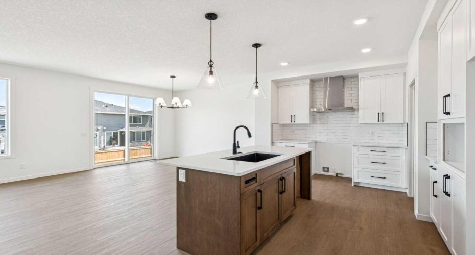 28 Southborough Bay, Cochrane, Alberta T4C3J8, 3 Bedroom Bedrooms, 0 ,3 BathroomBathrooms,Residential,For Sale,Southborough,0,A2325589