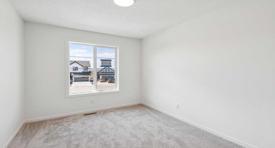 28 Southborough Bay, Cochrane, Alberta T4C3J8, 3 Bedroom Bedrooms, 0 ,3 BathroomBathrooms,Residential,For Sale,Southborough,0,A2325589