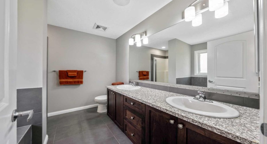 Master Ensuite