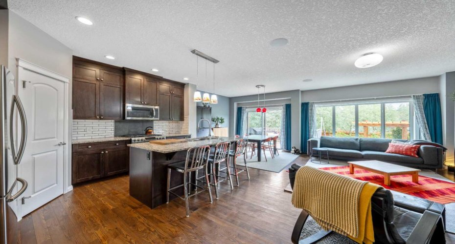 64 Sunrise Terrace, Cochrane, Alberta T4C 0V3, 3 Bedrooms Bedrooms, ,3 BathroomsBathrooms,Residential,For Sale,Sunrise,A2325595