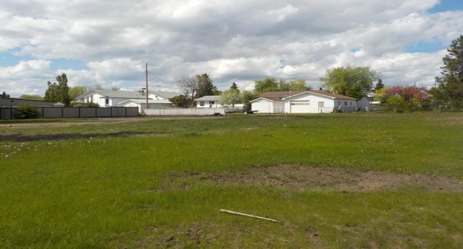 11304 105 Ave Avenue, Fairview, Alberta T0H 1L0, ,Land,For Sale,105 Ave,A1003439