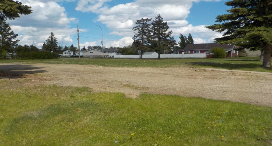 11304 105 Ave Avenue, Fairview, Alberta T0H 1L0, ,Land,For Sale,105 Ave,A1003439