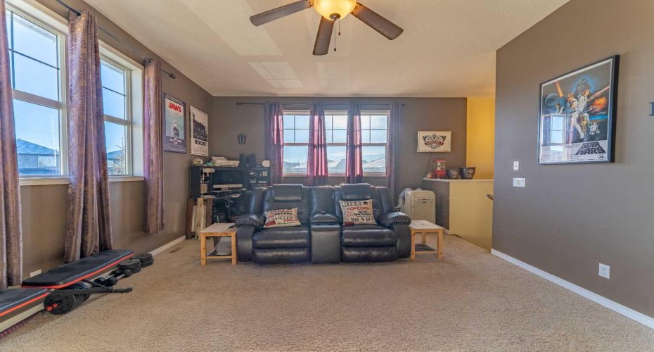 142 West Pointe Circle, Cochrane, Alberta T4C 0C2, 3 Bedrooms Bedrooms, ,4 BathroomsBathrooms,Residential,For Sale,West Pointe,A2324929