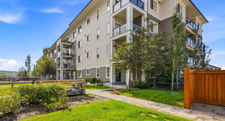 298 Sage Meadows Park, Calgary, Alberta T3P 1P5, 2 Bedrooms Bedrooms, ,2 BathroomsBathrooms,Residential,For Sale,Sage Meadows,A2325339