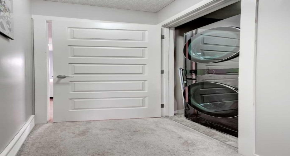532 Mckenzie Towne Close, Calgary, Alberta T2Z 1A8, 2 Bedrooms Bedrooms, ,3 BathroomsBathrooms,Residential,For Sale,Mckenzie Towne,A2325387
