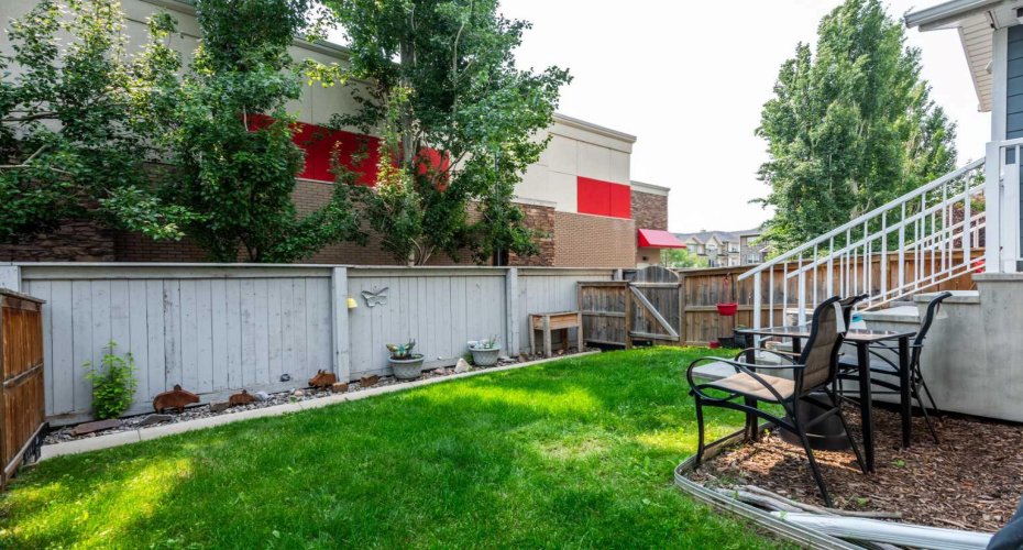 532 Mckenzie Towne Close, Calgary, Alberta T2Z 1A8, 2 Bedrooms Bedrooms, ,3 BathroomsBathrooms,Residential,For Sale,Mckenzie Towne,A2325387