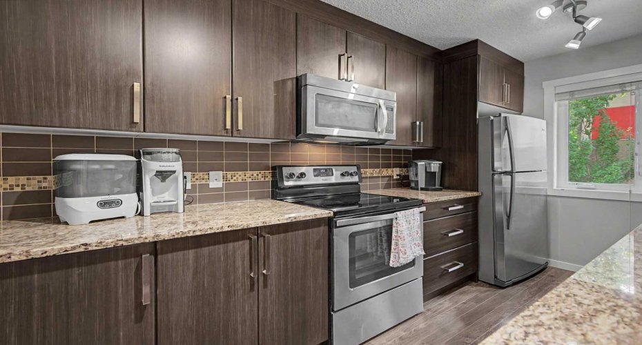 532 Mckenzie Towne Close, Calgary, Alberta T2Z 1A8, 2 Bedrooms Bedrooms, ,3 BathroomsBathrooms,Residential,For Sale,Mckenzie Towne,A2325387