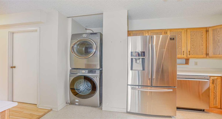 80 Point Mckay Crescent, Calgary, Alberta T3B 4W4, 2 Bedrooms Bedrooms, ,2 BathroomsBathrooms,Residential,For Sale,Point Mckay,A2325460
