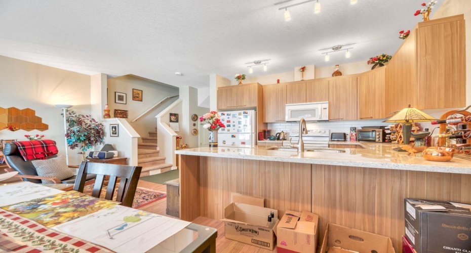 300 Marina Drive, Chestermere, Alberta T1X 0P6, 3 Bedrooms Bedrooms, ,3 BathroomsBathrooms,Residential,For Sale,Marina,A2325465